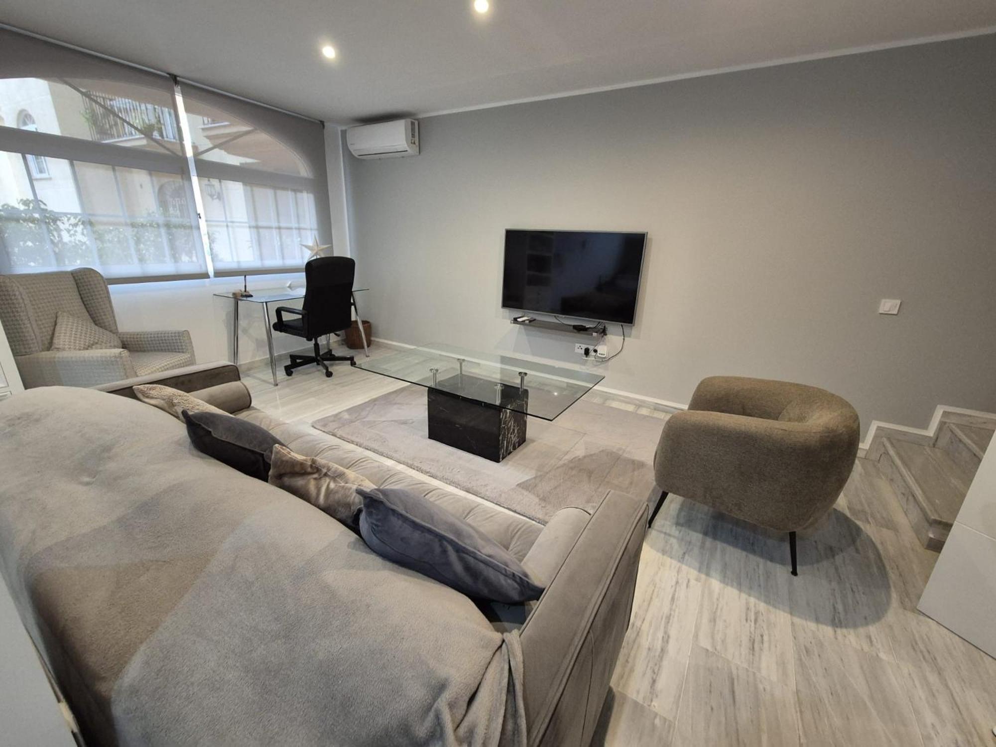 Luxurious Three Bedroom Duplex Apt Close To Beach Fuengirola Zewnętrze zdjęcie